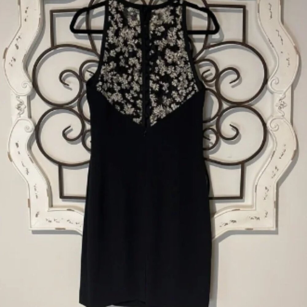 EUC DONNA RICCO SLEEVELESS SHEER BACK MIDI DRESS SIZE 8